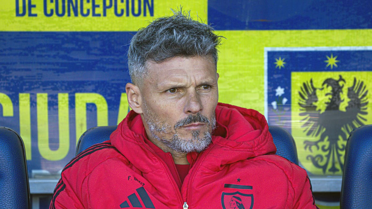 Ortiz elige a su arquero y sienta a un titular: las variantes que trabaja Colo Colo para enfrentar a Palestino