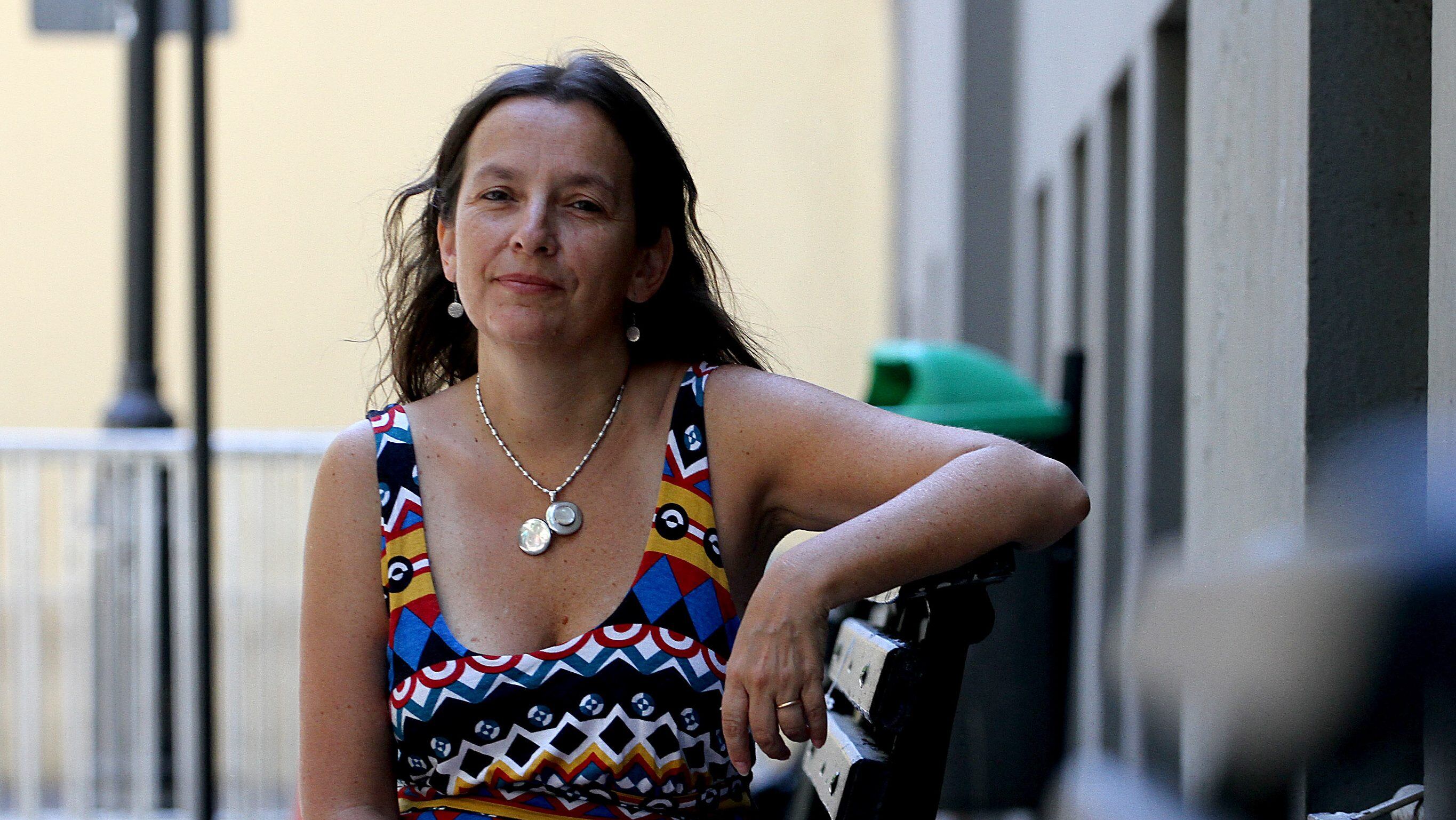 18 de Febrero de 2018 / SANTIAGOAlejandra Arratia, coordinadora de la Unidad de Currículum y Evaluación del Ministerio de Educación, explicó el nuevo decreto que permite que la repitencia sea sólo una medida excepcional y el foco esté en el aprendizaje integral.
FOTO: HANS SCOTT / AGENCIAUNO