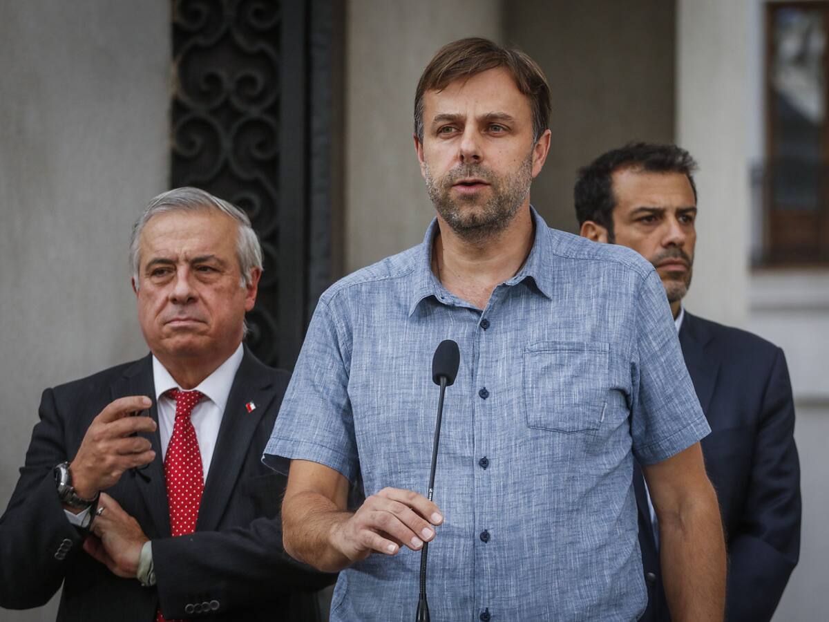 Gobierno y alcaldes conformarán mesa social para tratar el avance del coronavirus en el país
