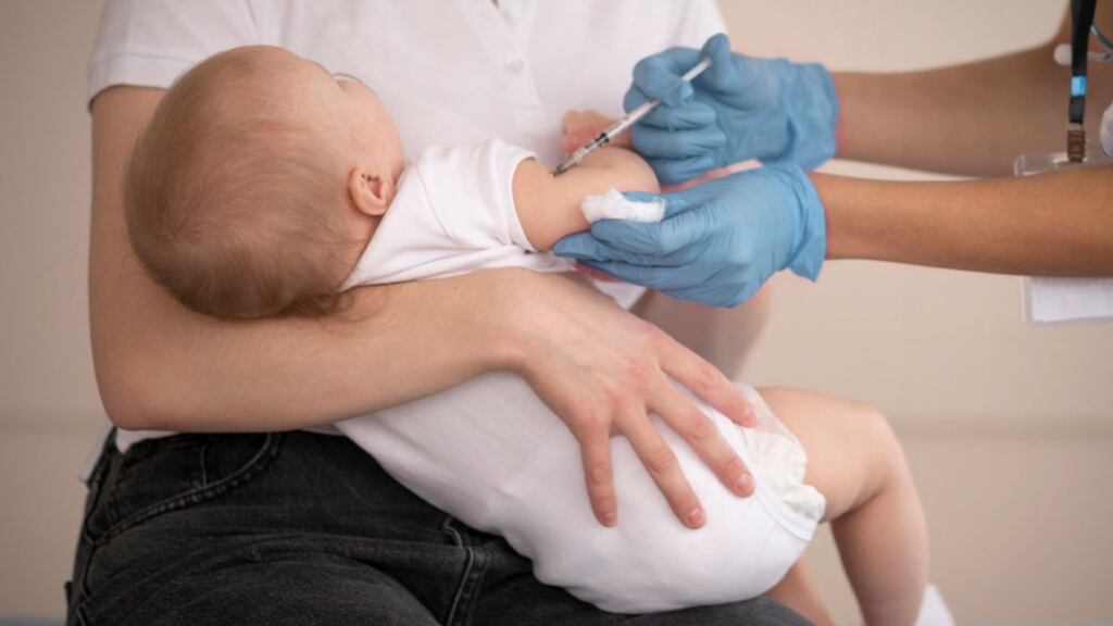 Vacunación en menores de 6 meses - niños