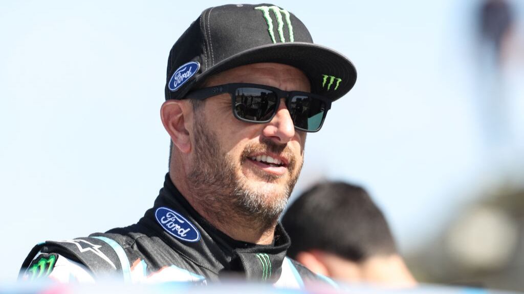 Ken Block, ícono del automovilismo, fallece tras accidentarse en moto de nieve