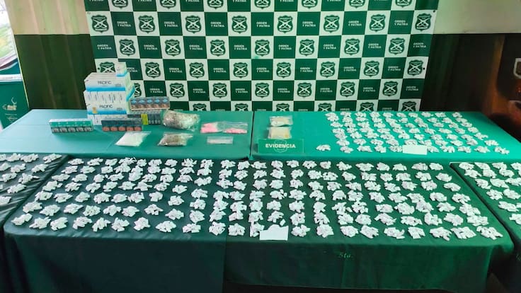 Operativo antidrogas en Conchalí deja dos detenidos: se incautó pasta base, marihuana y ketamina