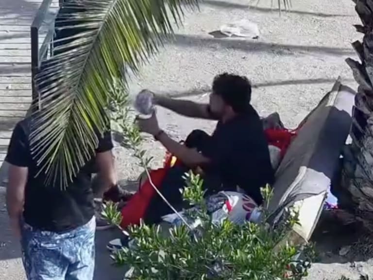 Detienen a seis “peloteros” que lanzaban drogas y armas hacia la cárcel Santiago 1