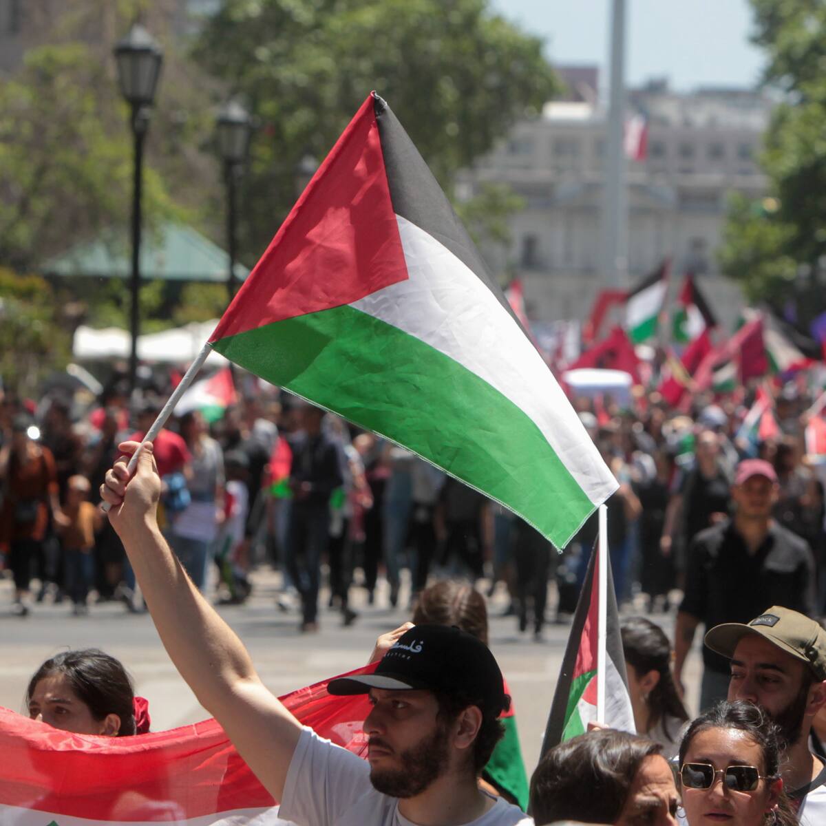Comunidad Palestina acusa “estigmatización colectiva” y emplaza a Presidente Kast por dichos de embajador Zaliasnik