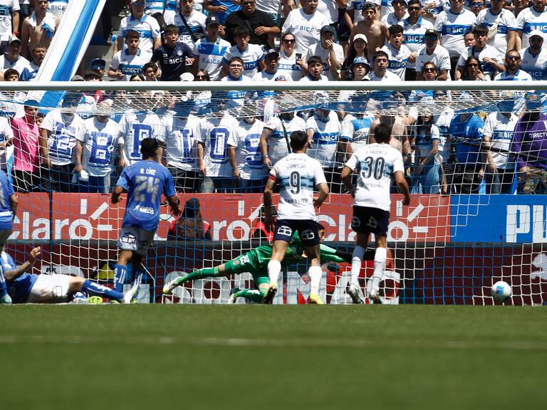 Universidad Católica anuncia sanciones para cinco hinchas tras el Clásico Universitario