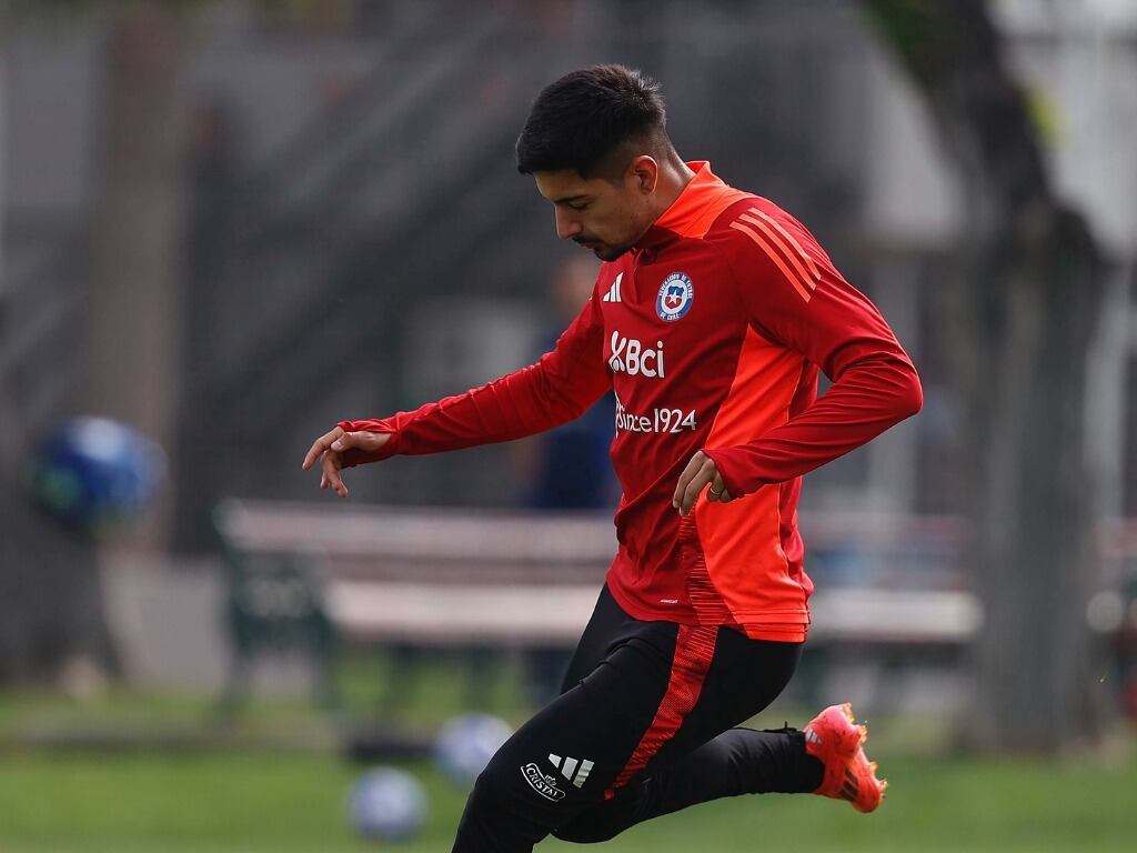 Carlos Parra - Comunicaciones FFCh