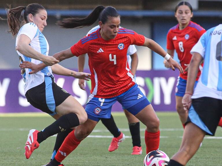 La Roja Femenina cae inapelablemente ante Argentina en duelo amistoso