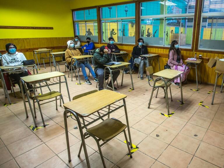 Gobierno informa que Chiloé y Palena no adelantarán sus vacaciones de invierno