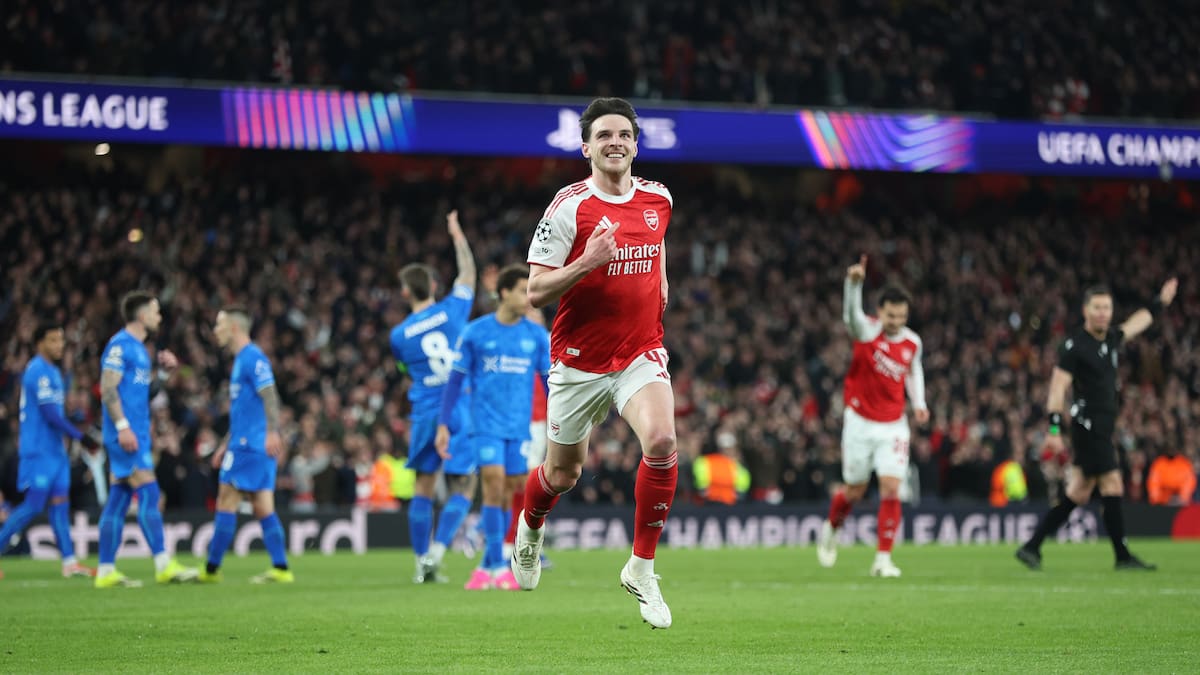 Arsenal avanza sin despeinarse a cuartos de final de la Champions League y sigue vivo en todas las competencias del año