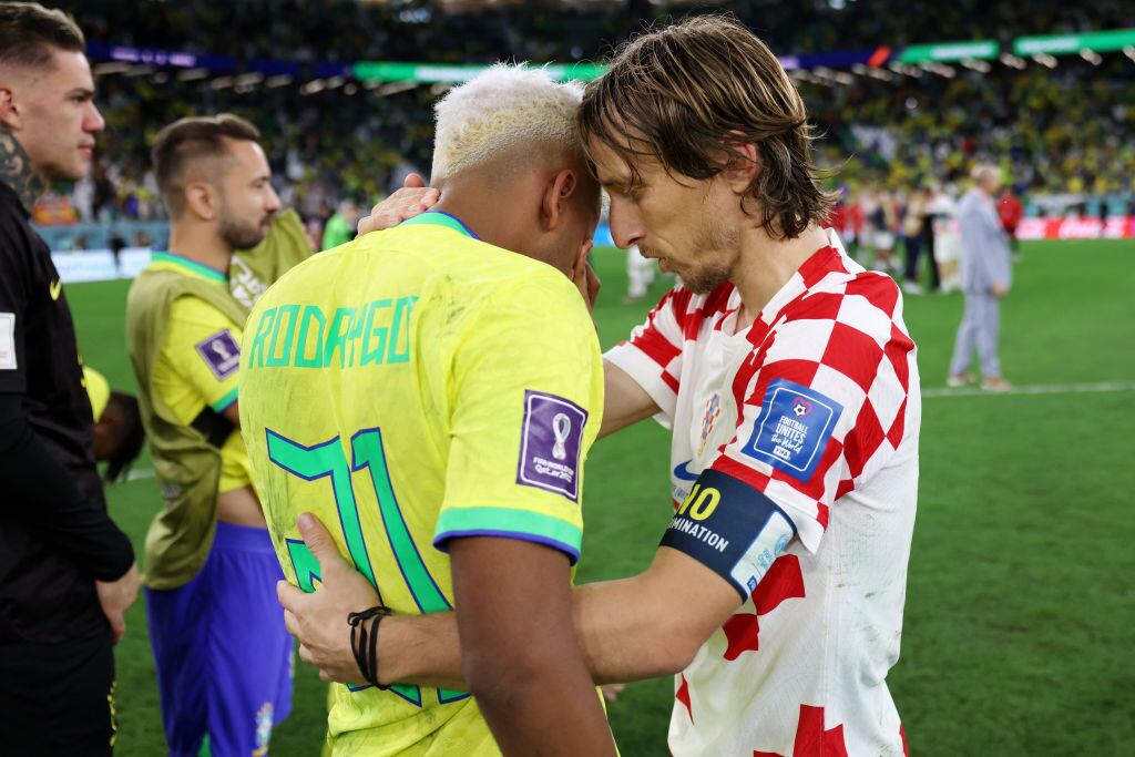 El noble gesto de Luka Modric a Rodrygo tras fallar su penal en la eliminación de Brasil en Qatar 2022