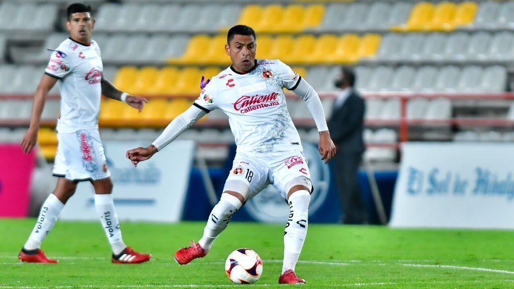 PACHUCA, MEXICO - MARCH 08: Gonzalo Jara of Tijuana kicks the ball during the 10th round match between Pachuca and Club Tijuana as part of the Torneo Guard1anes 2021 Liga MX at Hidalgo Stadium on March 8, 2021 in Pachuca, Mexico. (Photo by Jaime Lopez/Jam Media/Getty Images)