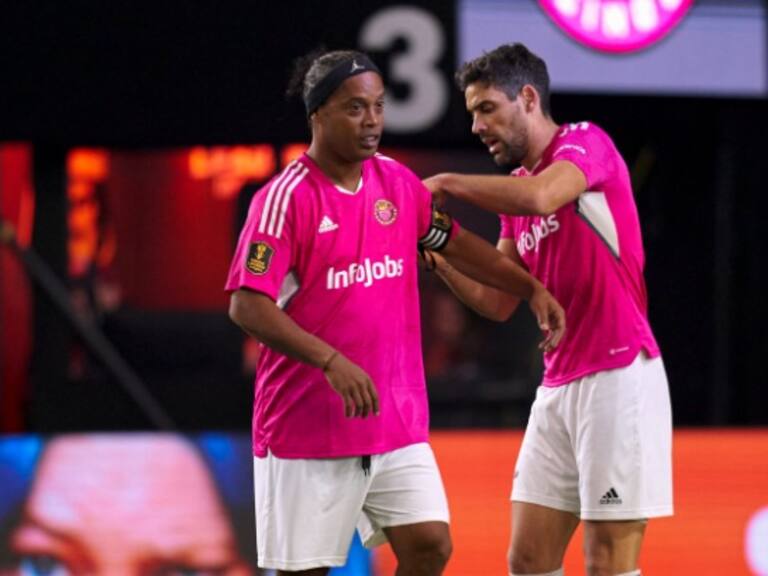Ronaldinho debutó en la Kings League: mostró su magia, estuvo a punto de anotar y se negó a patear un penal