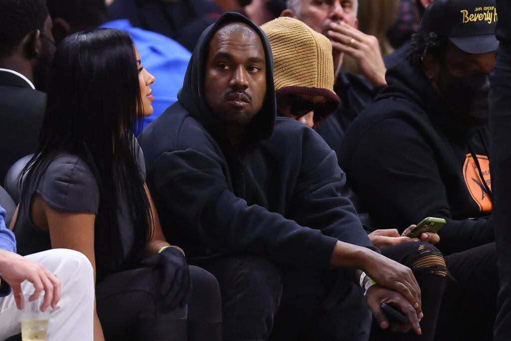 Exasistente demanda a Kanye West por acoso sexual y por incumplimiento de contrato