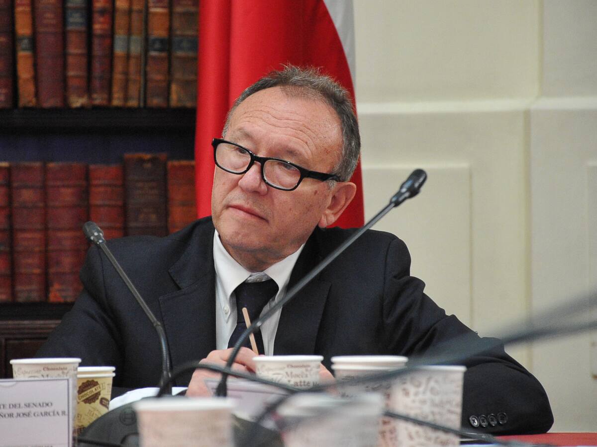 Presidente del Senado y molestia de usuarios de isapres por devoluciones: “En su minuto se buscó que el sistema privado se mantuviera vivo”