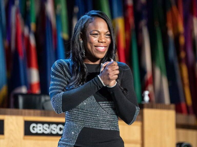 US teacher Keishia Thorpe reacts after winning the Global Teacher Prize 2021 at the UNESCO headquarters in Paris, on November 10, 2021. (Photo by BERTRAND GUAY / AFP) (Photo by BERTRAND GUAY/AFP via Getty Images)