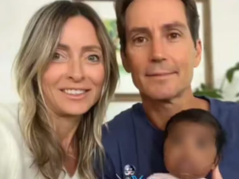 Pareja estadounidense demanda a clínica de fertilidad por implantar un embrión equivocado