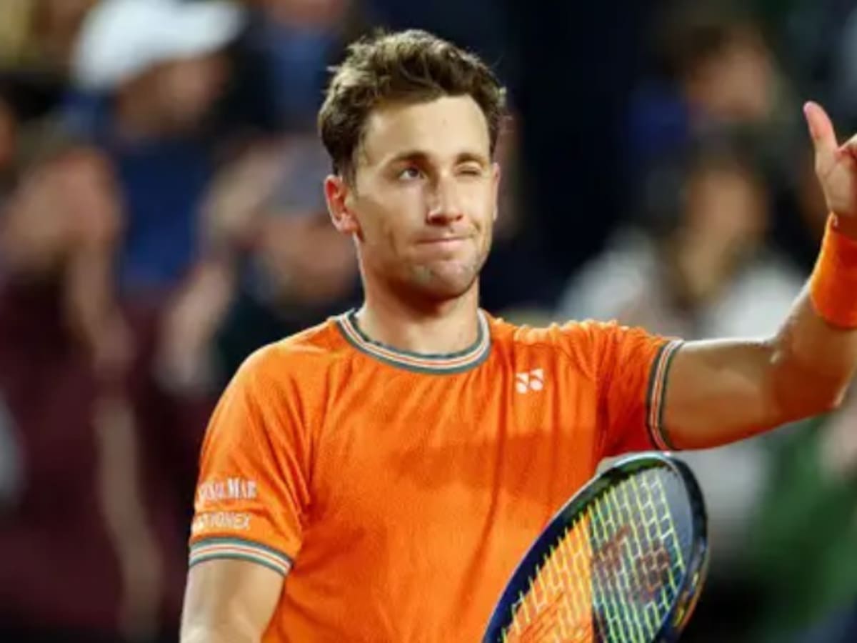 Casper Ruud sacó adelante un duro cruce ante Taylor Fritz y ahora se verá las caras contra Novak Djokovic en los cuartos de Roland Garros