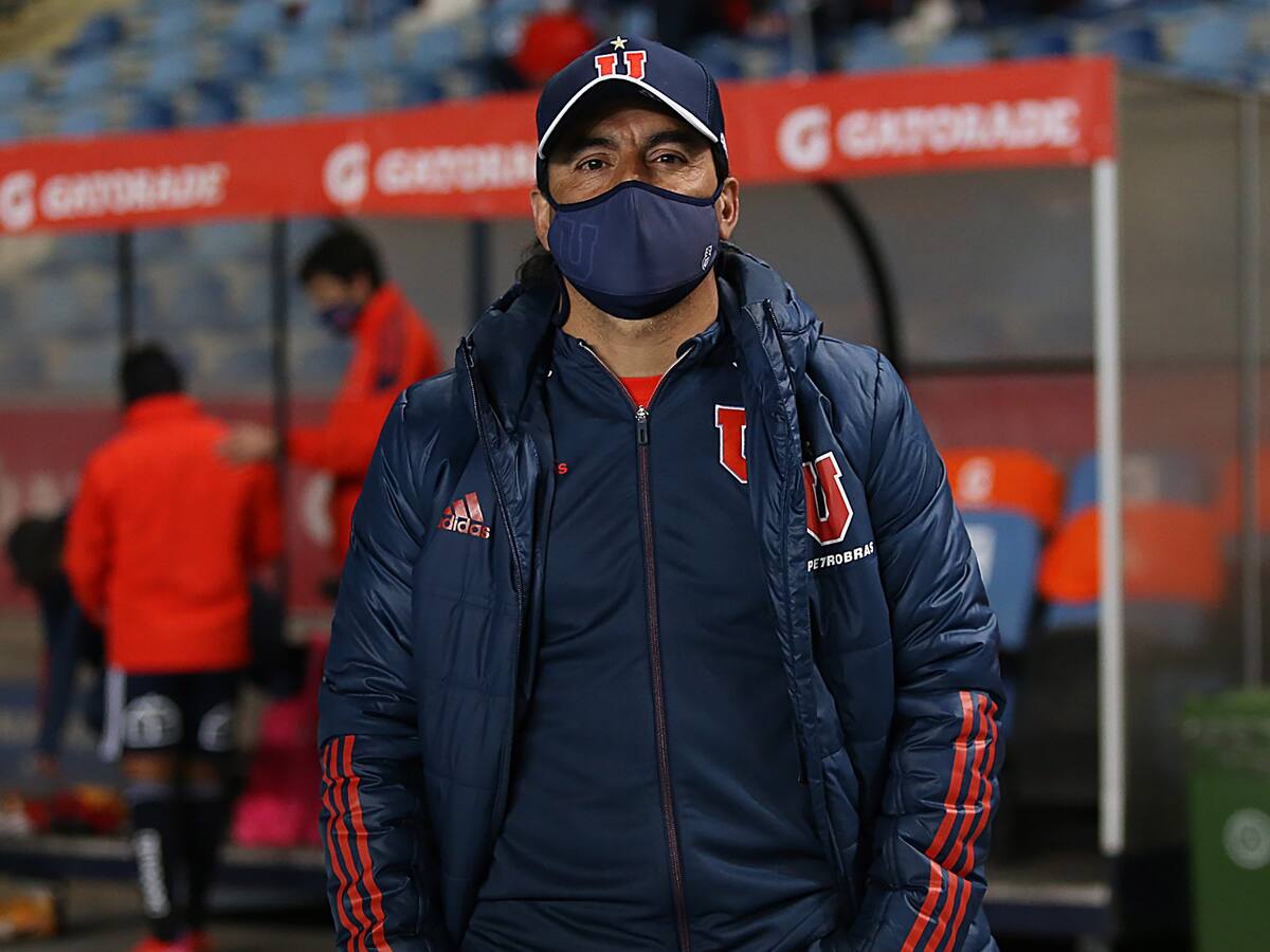 Yonathan Andía pidió que Esteban Valencia siga siendo el DT de la U: «Me gustaría que continuara hasta fin de año»