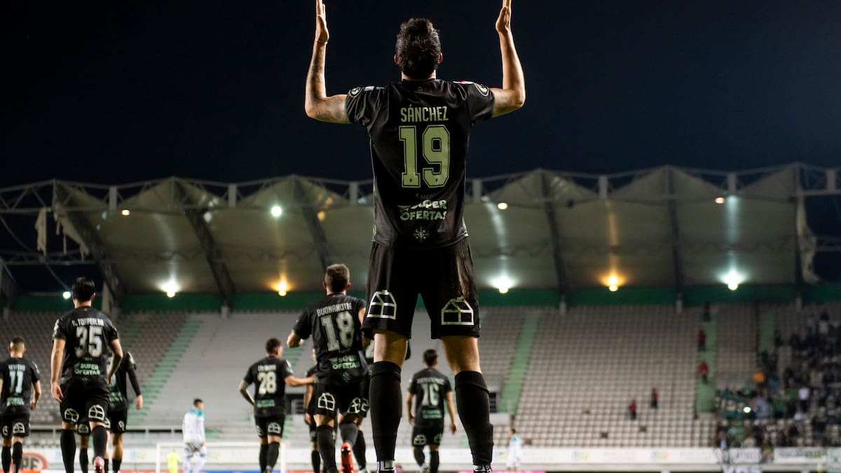 Antes de la “final adelantada”: Deportes Temuco vence a Santiago Wanderers y le da una mano a Cobreloa en la Primera B