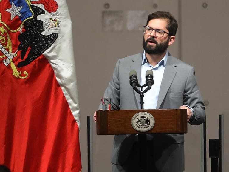 Boric en extensión de Línea 2 Metro de Santiago