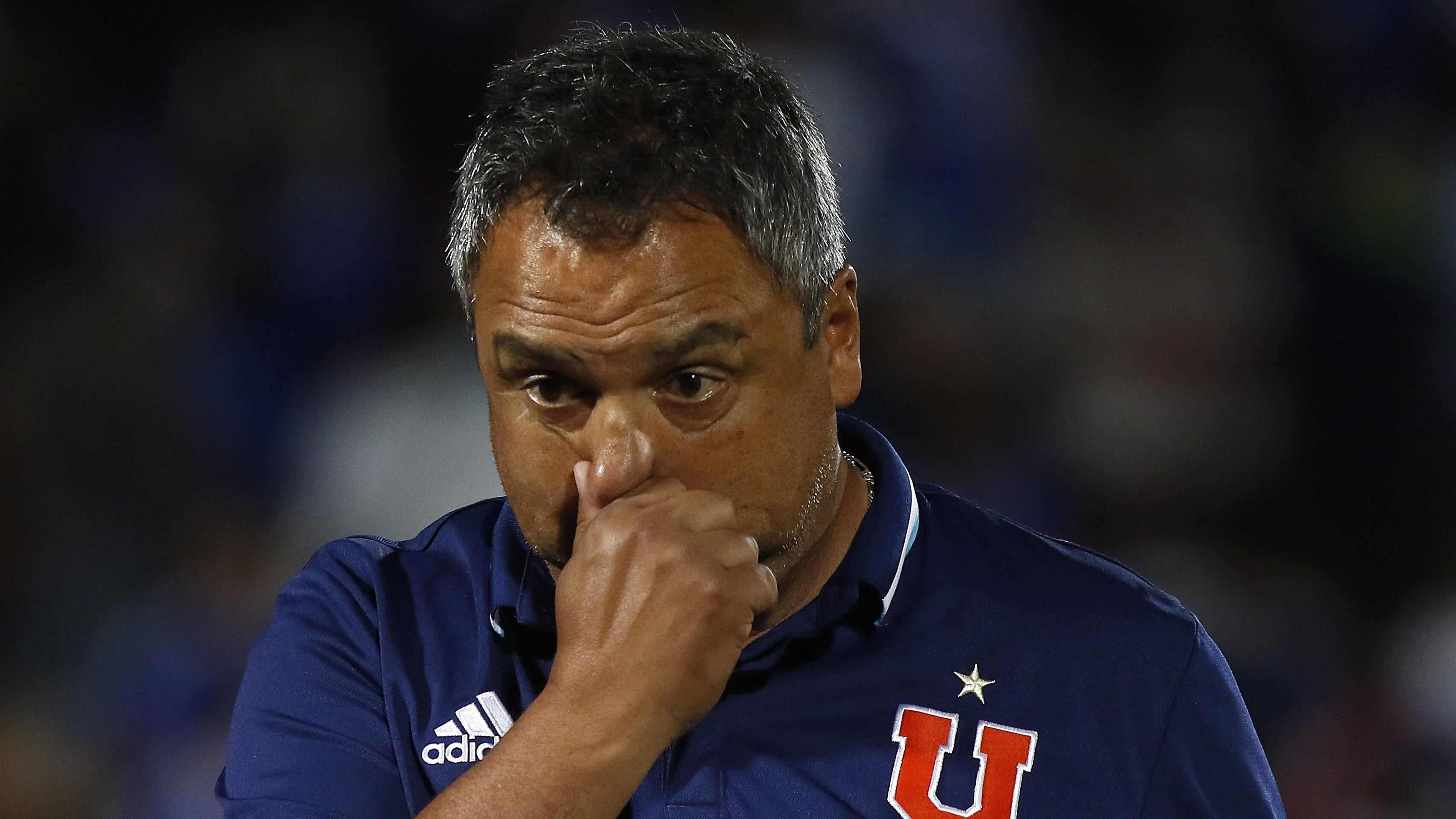 Víctor Hugo Castañeda teme que Colo Colo pase por encima de la U en el Superclásico