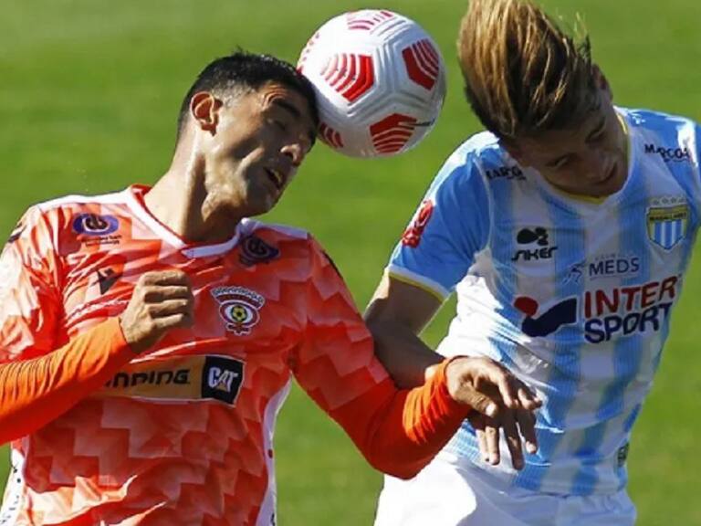 Magallanes sigue líder, pero se acortó la distancia a 11 puntos: así quedó la tabla de la Primera B tras disputarle los duelos pendientes