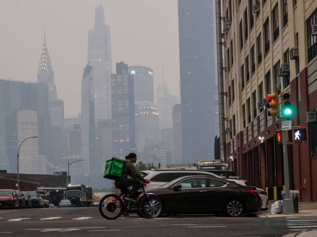 Autoridades en alerta por contaminación de humo en Nueva York