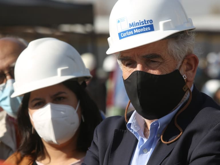 Ministro de Vivienda inaugura plan habitacional en La Granja: buscará doblar entrega de viviendas durante este año