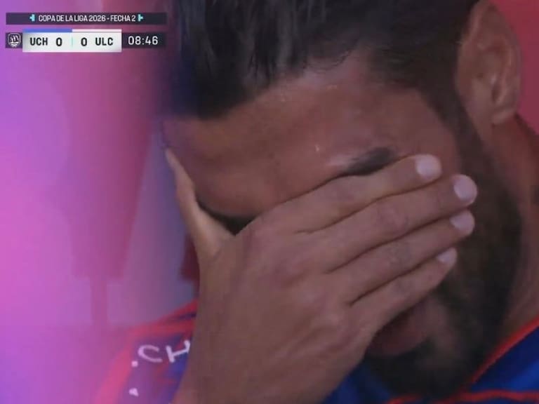 Lucero rompe en llanto tras salir lesionado por segunda vez en la U
