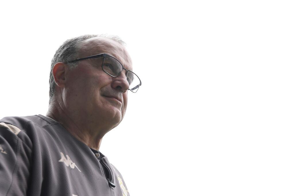 Marcelo Bielsa en el estadio Elland Road