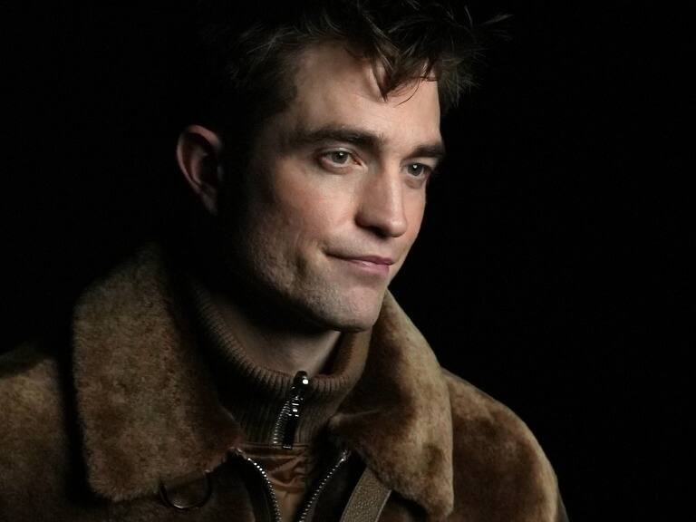 Robert Pattinson asegura que solo comió papas durante dos semanas para bajar de peso