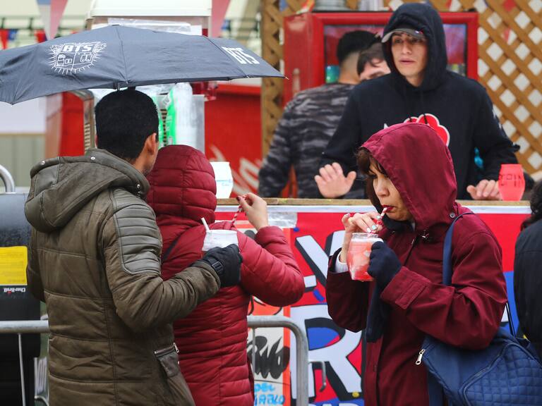 Fondas de Ñuñoa y Providencia suspendidas para este domingo por precipitaciones