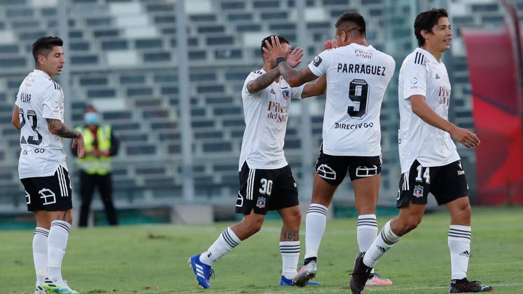 31 de Enero del 2021/SANTIAGOIgnacio Jara(c) celebra su primer gol y el 1 a 1 de Colo Colo ,durante el partido valido por la Vigésimo Sexta fecha del Campeonato Nacional AFP PlanVital 2020, entre Colo Colo vs Unión La Calera, disputado en el Estadio Monumental.
FOTO:FRANCISCO LONGA/AGENCIAUNO