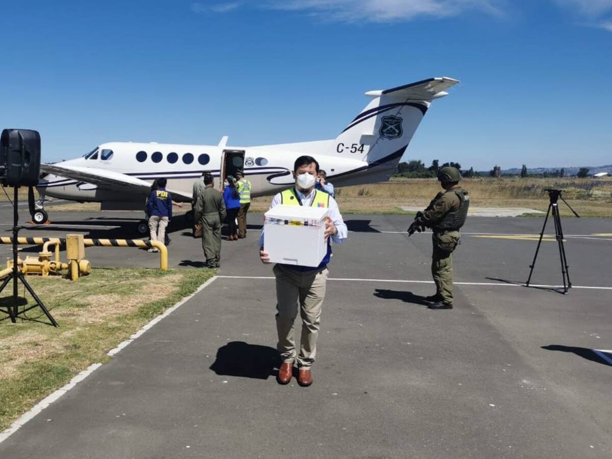 Dos mil vacunas para el Covid-19 llegaron al Biobío: al mediodía se aplicarán las primeras
