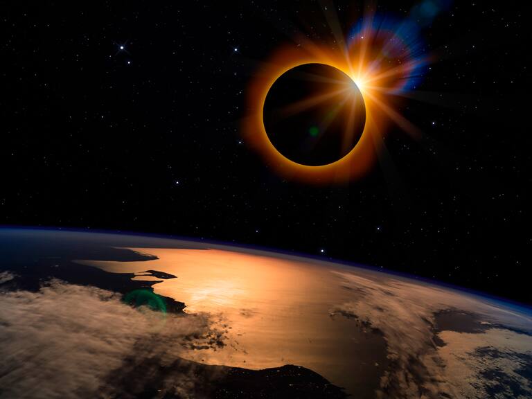 Eclipses solares y lunares en Chile: estas son todas las fechas de los eventos que se vivirán este 2025