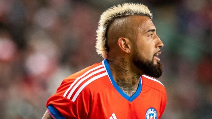 Arturo Vidal se burla de la U en Twitch: "Están malos los chunchos"