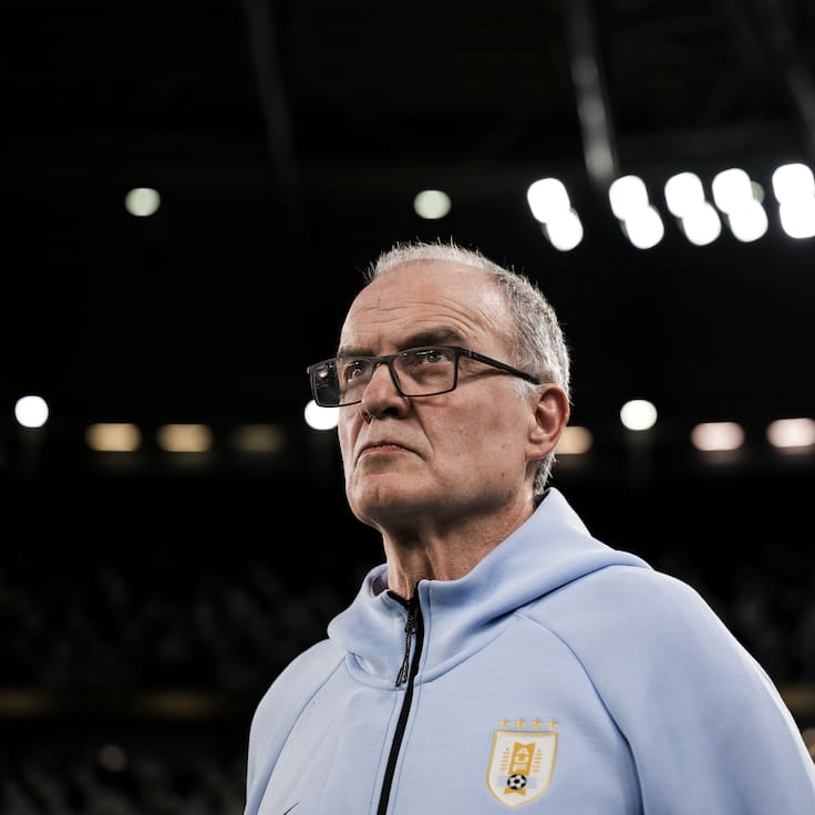 Bielsa en alerta: figura de Uruguay sufre fractura y queda en duda a 41 días del Mundial 2026