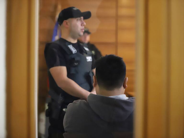 Psicóloga de Clínica Santa María sobre ex bombero y ex funcionario de Conaf acusados de megaincendio: “En esto hay una evaluación y planificación”