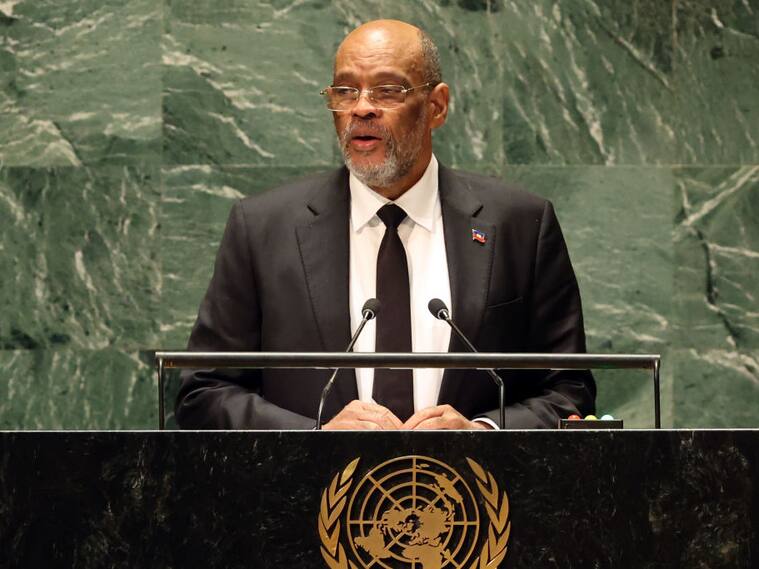 El ahora renunciado primer ministro de Haití, Ariel Henry, hablando en Nueva York ante la asamblea general de la ONU.