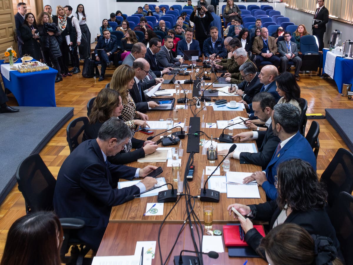 Comisión de Seguridad del Senado sesionó en San Bernardo tras plan de atentado contra el alcalde Christopher White