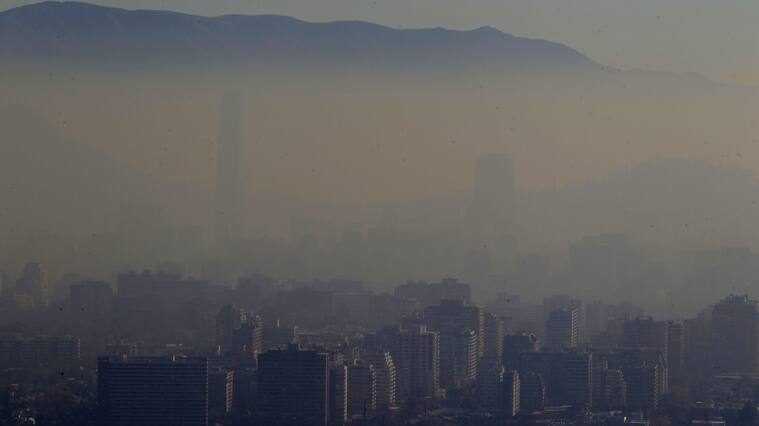 Decretan preemergencia ambiental para este domingo en la RM