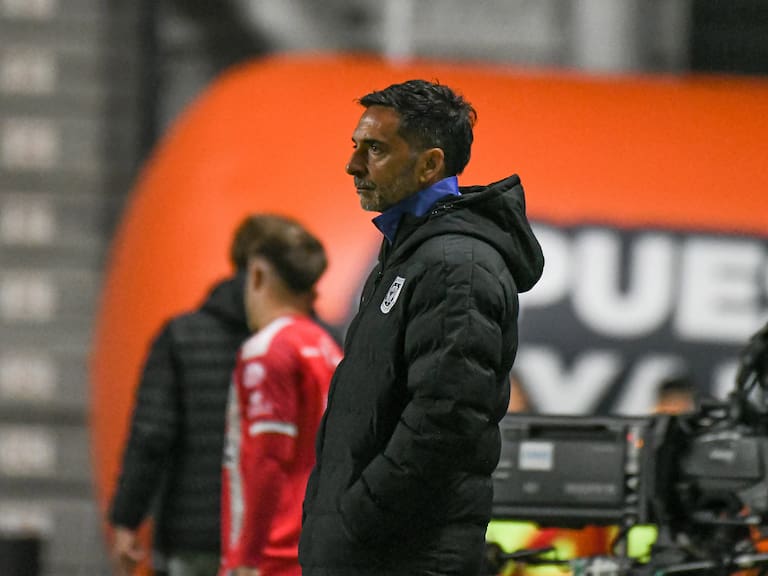 Deportes Concepción vuelve a perder y su DT deja este mensaje tras quedar como colista absoluto: “La única manera...”