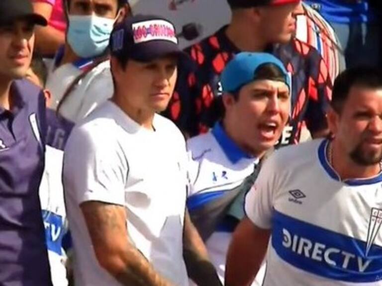 Nicolás Castillo quiere fuegos artificiales y extintores para despedir el estadio San Carlos: «Yo aportaré lo mío»