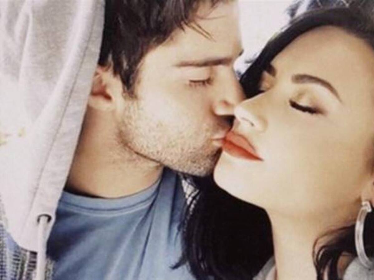 Exnovio de Demi Lovato aseguró que se enteró del fin de su relación a través de los medios