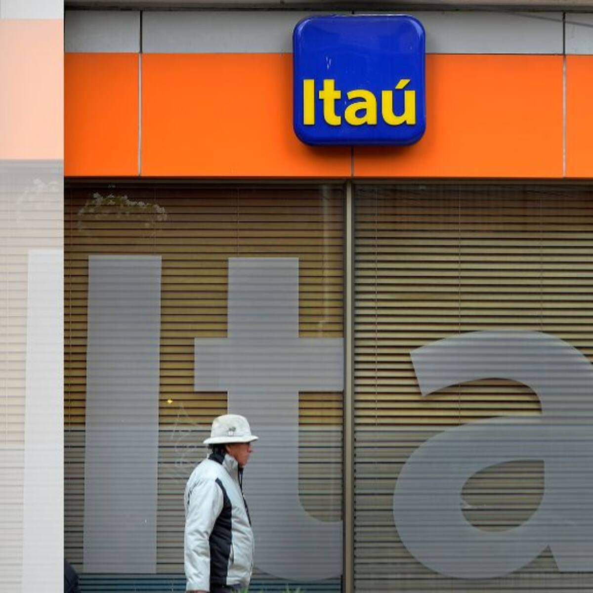 Banco Itaú se va de Argentina: «falta de previsibilidad» sería principal factor