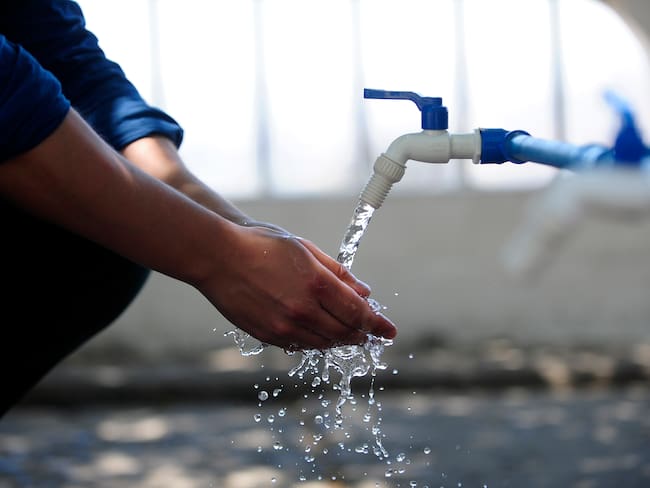 El alarmante “día cero absoluto” podría estar cerca: informe prevé cuándo Santiago se quedará sin reservas de agua 