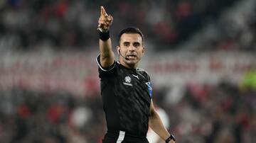 Liderados por Piero Maza: árbitros chilenos dirigirán la semifinal entre Argentina y Canadá por la Copa América