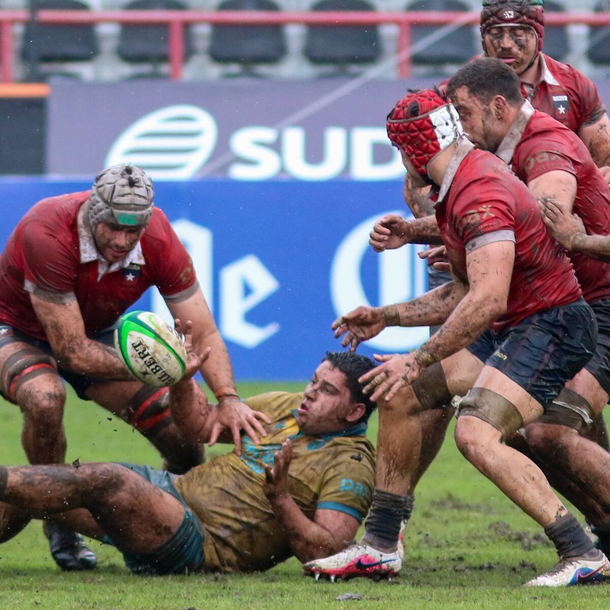 Jugador uruguayo se disculpa tras lesionar de gravedad a integrante de Chile XV de rugby y pide freno al acoso en redes