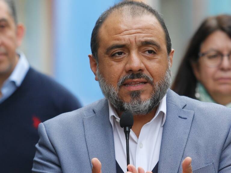 Exministro Ávila en medio de crisis de RD: «Estoy absolutamente disponible para presidir el partido»
