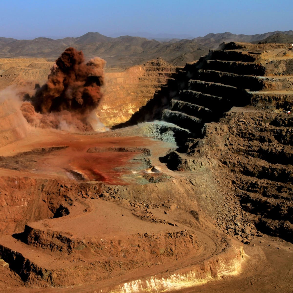 Ataque aéreo en la frontera entre Sudán, Egipto y Libia deja al menos 13 muertos y 28 heridos